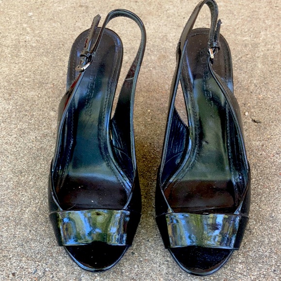 Designer Burberry Heels - Picture 1 of 2